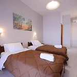 Elias & Vasili House Hotel 2*