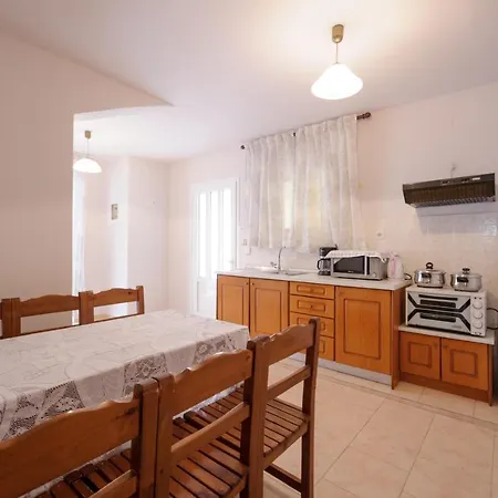 Elias & Vasili House מלון אגיוס גיורגיוס פגון