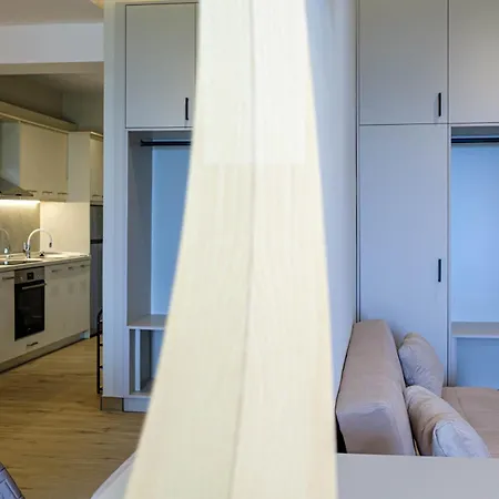 Elias & Vasili House אגיוס גיורגיוס פגון
