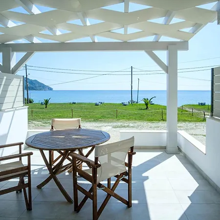Elias & Vasili House מלון 2*