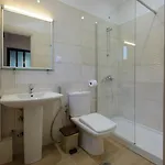 Elias & Vasili House Отель