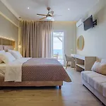 Elias & Vasili House 2*