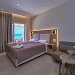 Hotel Elias & Vasili House 2*