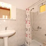 Отель Elias & Vasili House 2*