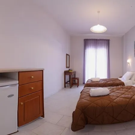 Elias & Vasili House Отель