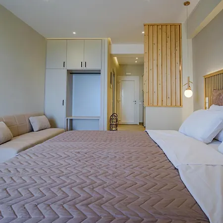 Elias & Vasili House Отель