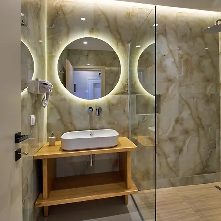 Hotel Elias & Vasili House Agios Georgios Pagon