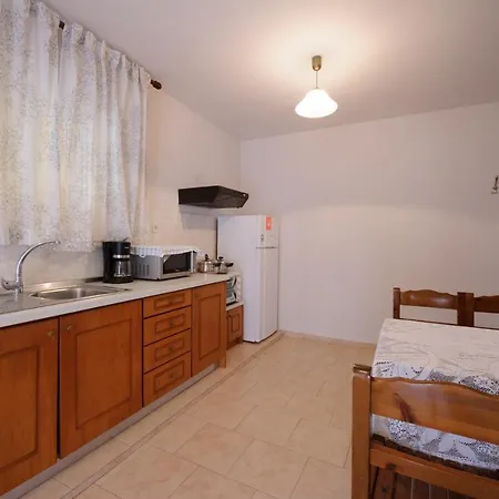 מלון Elias & Vasili House