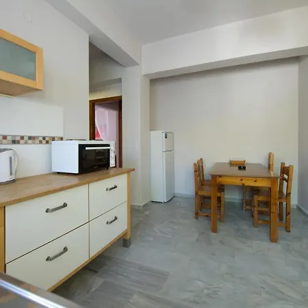 Elias&vasili House 2* Agios Georgios Pagon