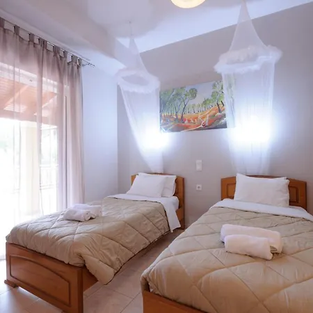 Elias & Vasili House מלון