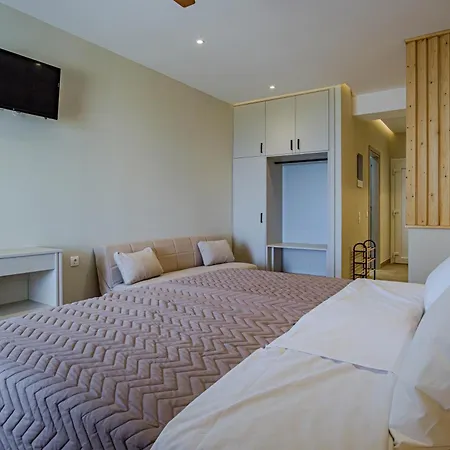 Otel Elias & Vasili House Agios Georgios Pagon