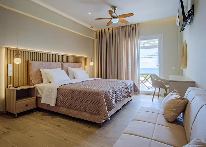 Elias & Vasili House 2*